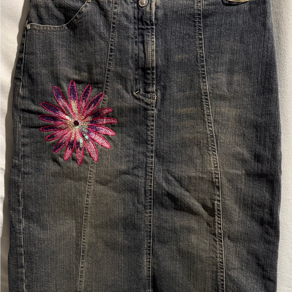 Vintage Versace Jeans Couture‎ Denim Skirt Y2K Medusa Button Made in Italy